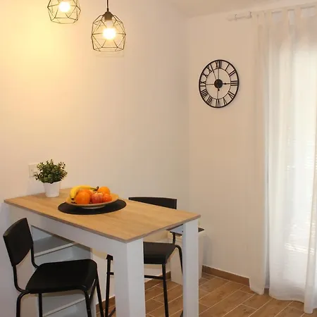 Apartments Dejana Štinjan Esterno foto