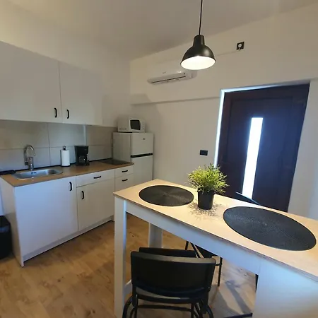 Apartments Dejana Štinjan Esterno foto